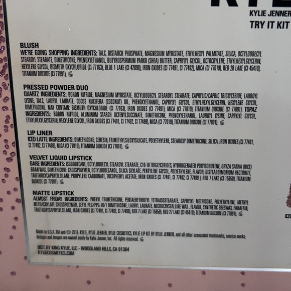 Kylie Cosmetics Try It Kit - Picture 3 of 4